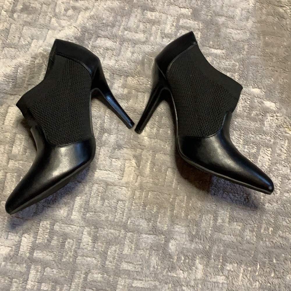 Simply Vera Vera Wang Pointed Toe Stiletto Heel Booties Size 6 - Picture 5 of 9